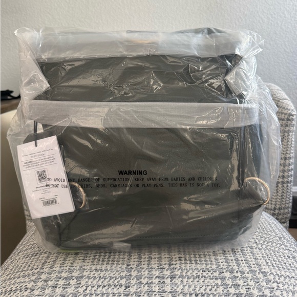 Twelvelittle Peek a Boo Hobo Backpack Olive - Picture 2 of 3